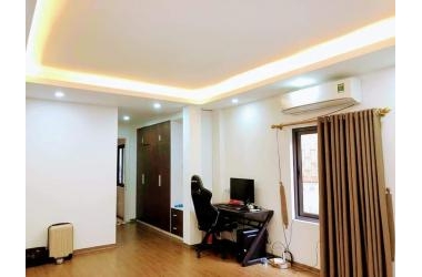Nhà mới phố Nguyễn Khuyến,35m,5T,ô tô đỗ cửa,giá chỉ 3,9 tỷ.